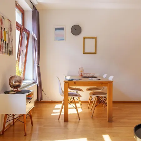 Beliebt - Saale Altstadt *